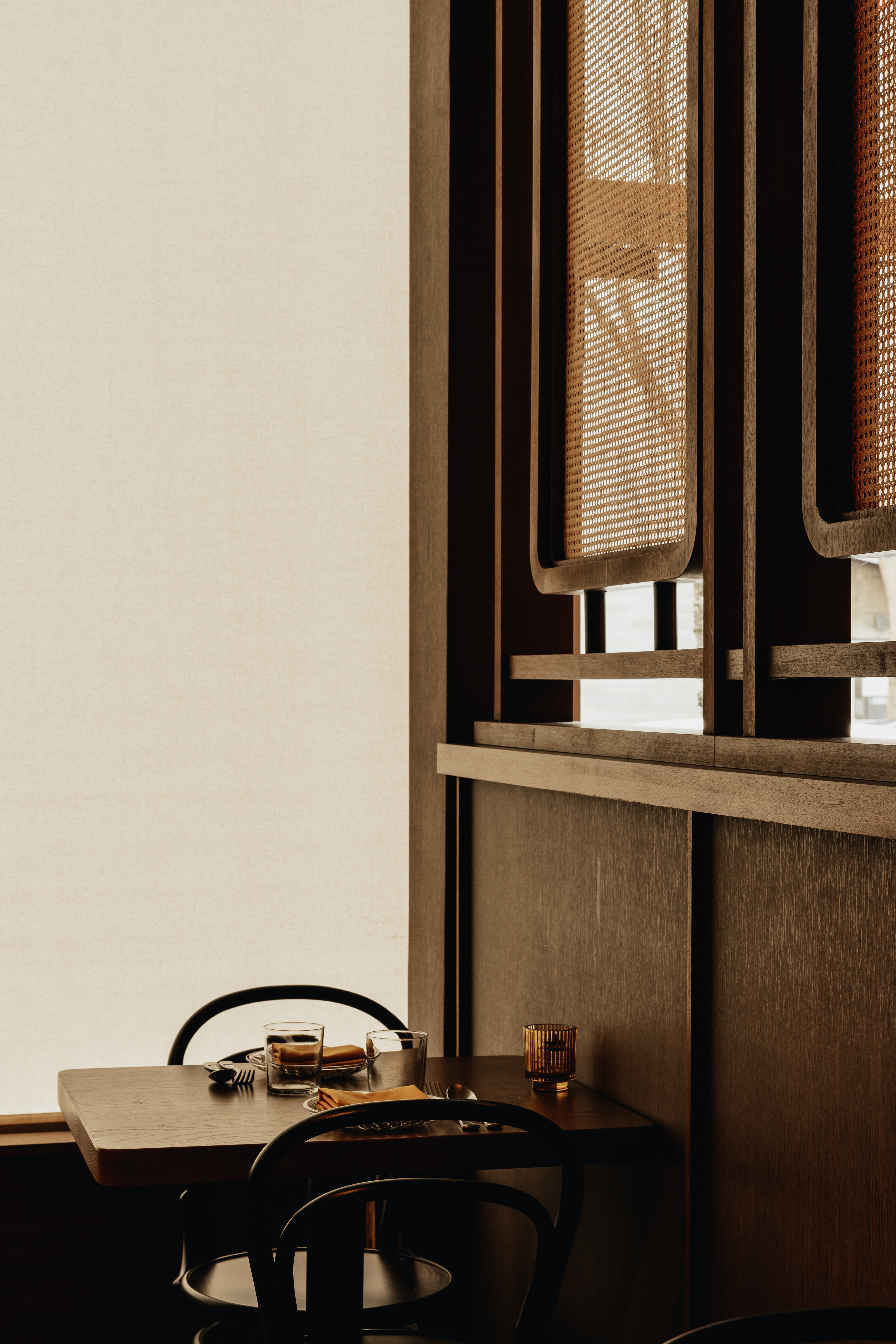 Touk rattan screen